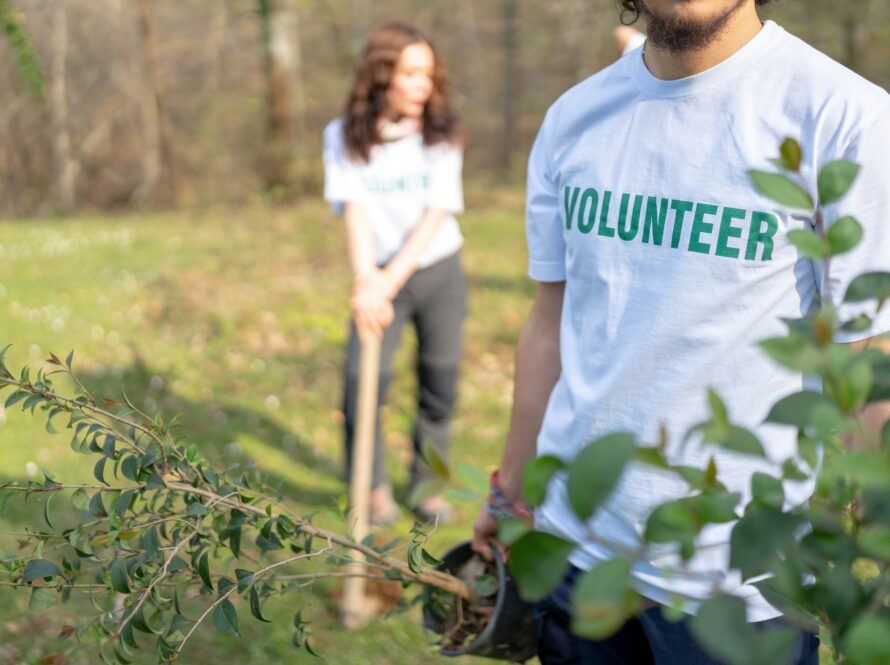 How Volunteering Combats Depression and Builds Emotional Strength